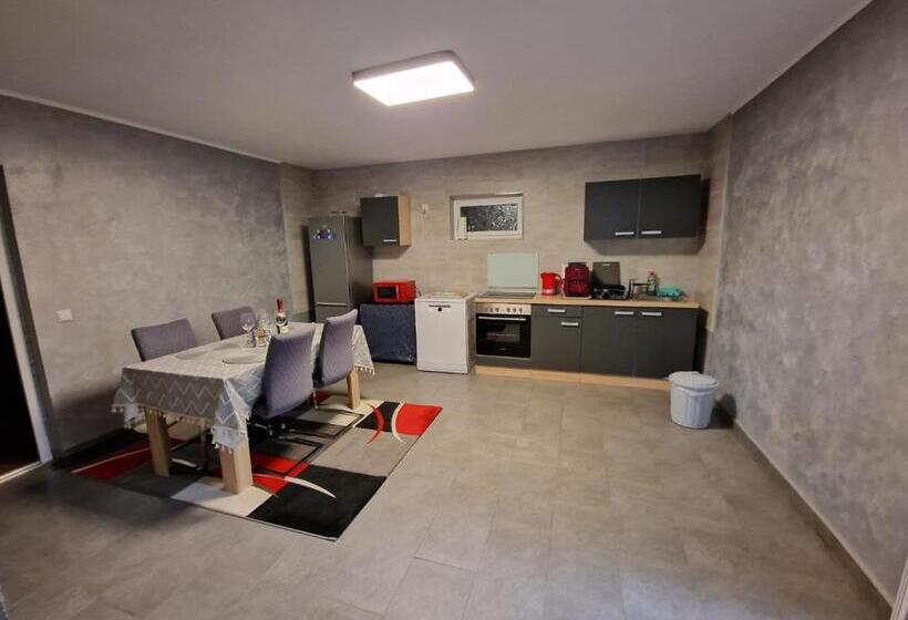 פנסיון Apartament 2 Camere