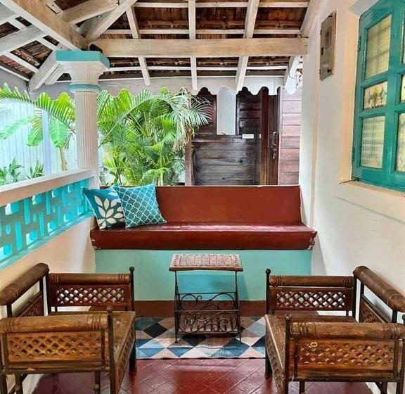 פנסיון Carthage Villa