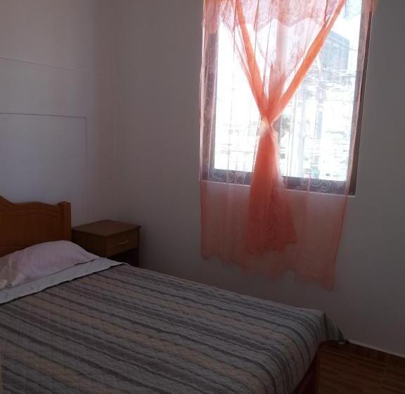 膳宿费 Hostal Las Cruces