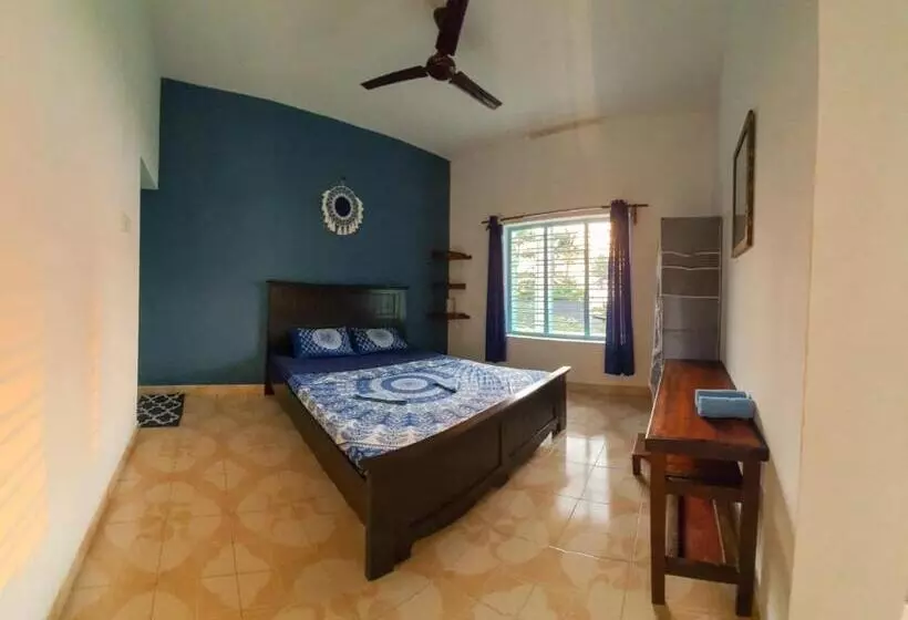 پانسیون Blue House