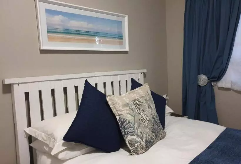 ペンション Villamed Guesthouse
