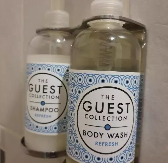 ペンション Villamed Guesthouse
