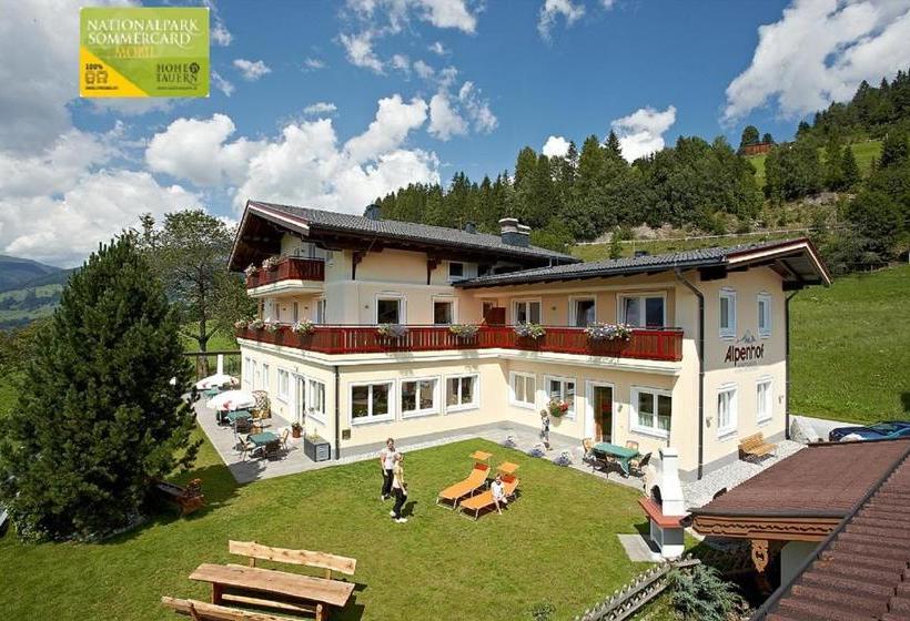 ホテル Alpenhof Apartments