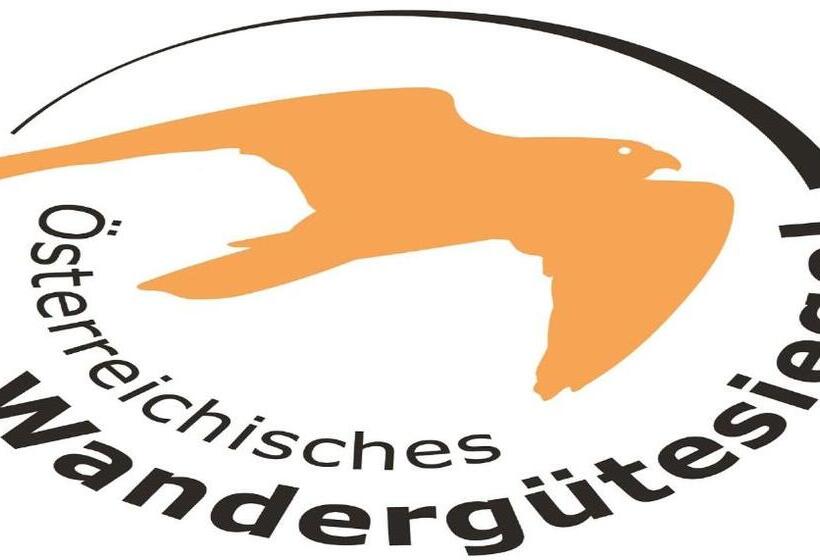 ホテル Alpenhof Apartments