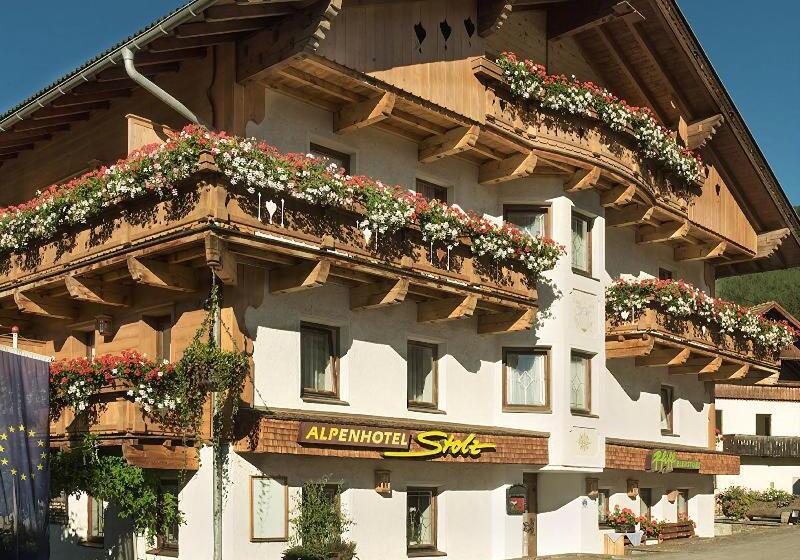 فندق Alpenstolz