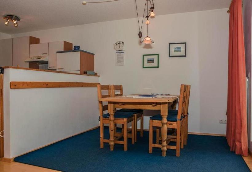 هتل Appartementhaus Saroja