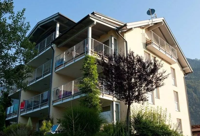 هتل Appartements De Luxe Schluga