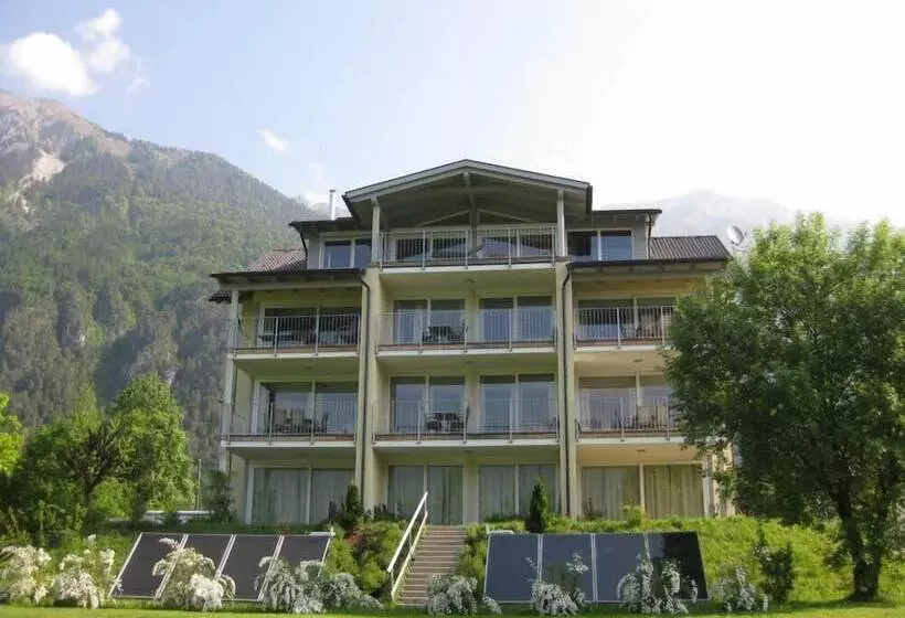 هتل Appartements De Luxe Schluga