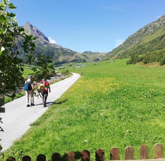 בית מלון כפרי Appartements Klara