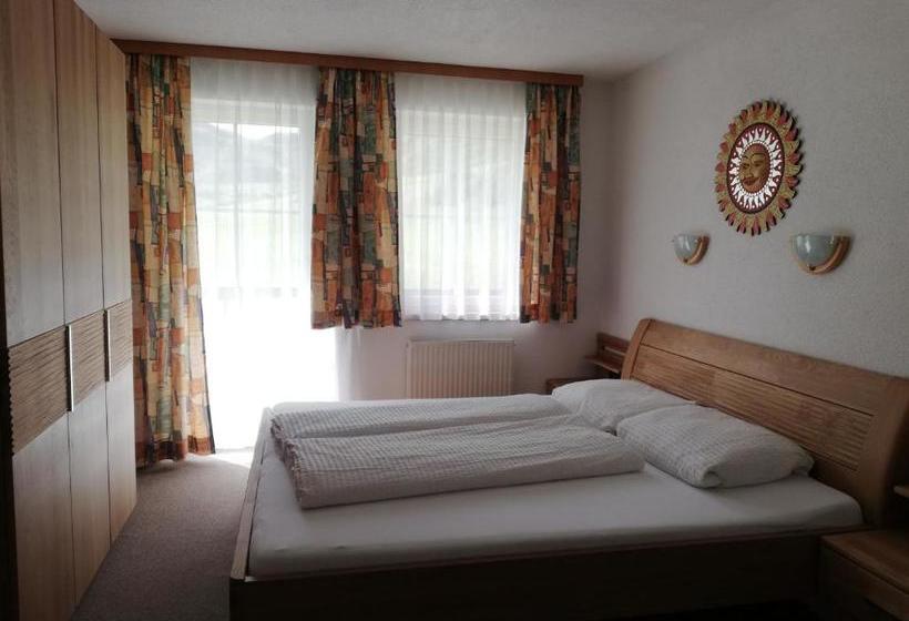 בית מלון כפרי Appartements Klara