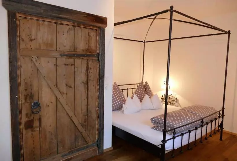 هتل Appartements Zinner-pale