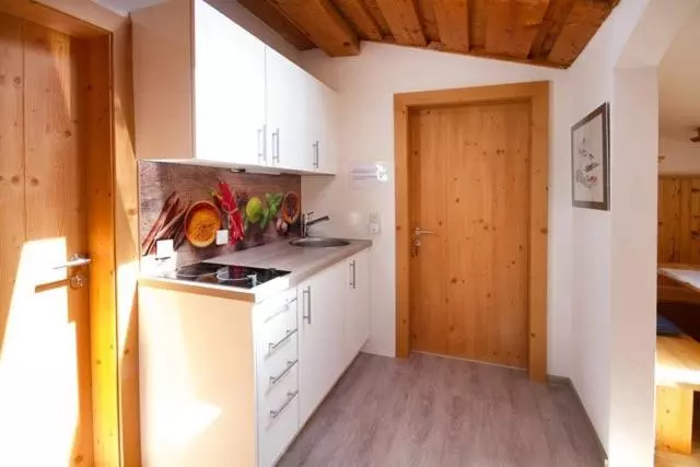 هتل Appartements Zinner-pale