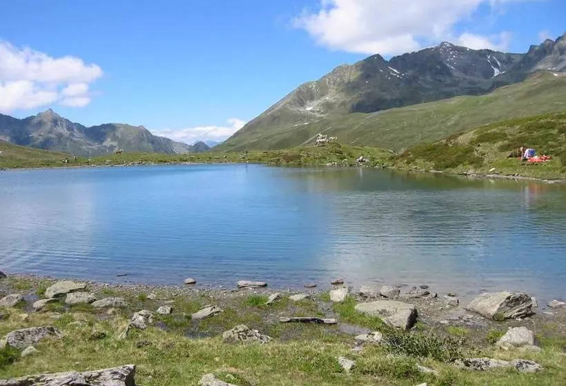 هتل Berghaus Drei Tannen