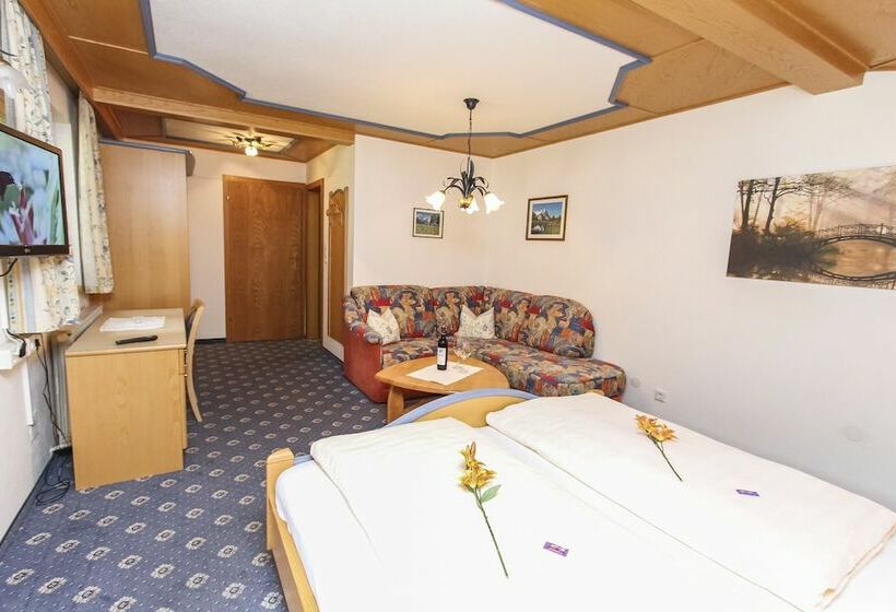 ホテル Der Bräuschmied