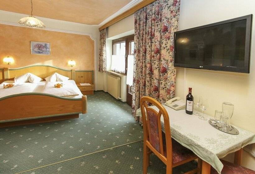 ホテル Der Bräuschmied