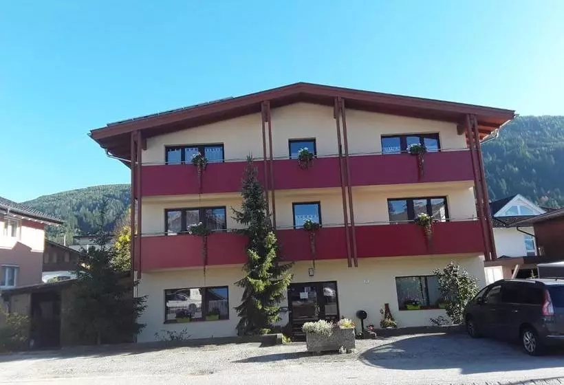 ホテル Family Appartements
