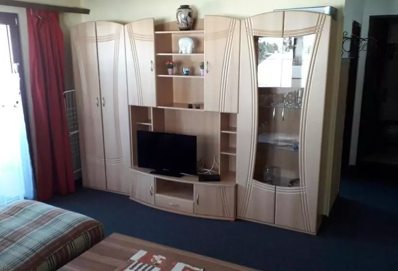 ホテル Family Appartements