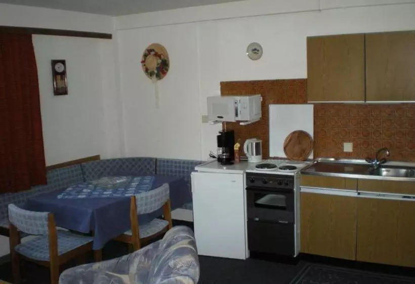 ホテル Family Appartements