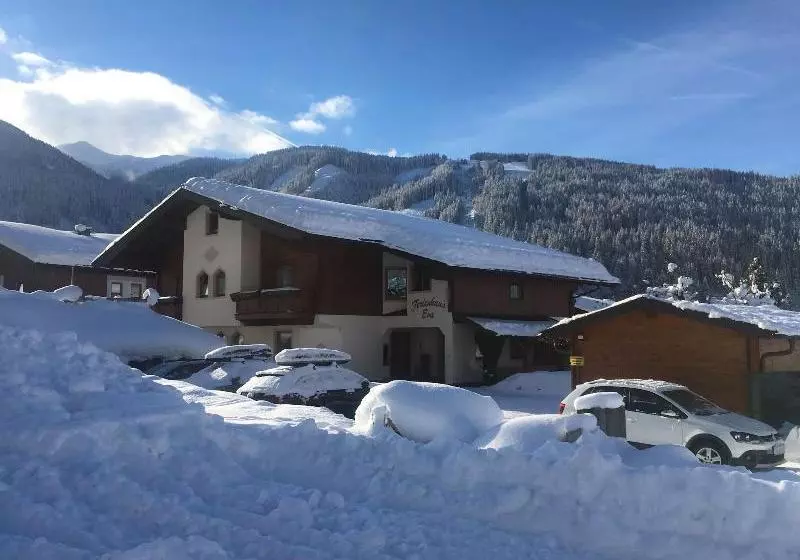 هتل Ferienhaus Eva