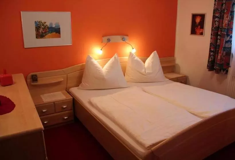 ホテル Ferienwohnung Maria