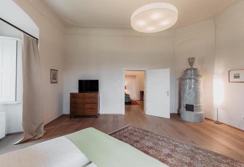 Отель Freigut Thallern