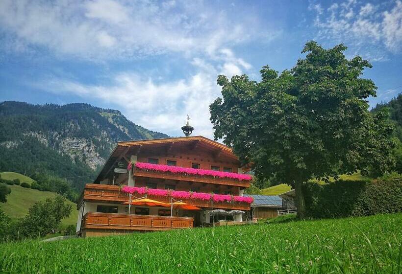 ホテル Gwercherwirt