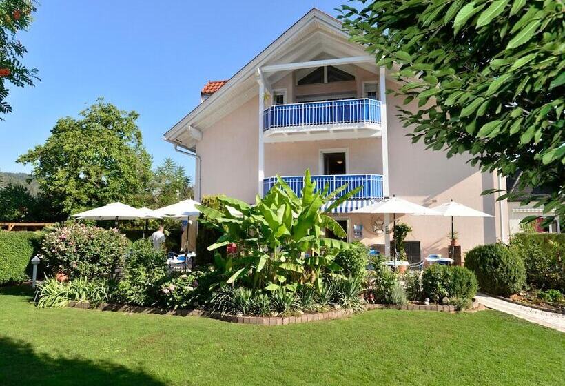 酒店 Happy Lake By Thomas Strugger