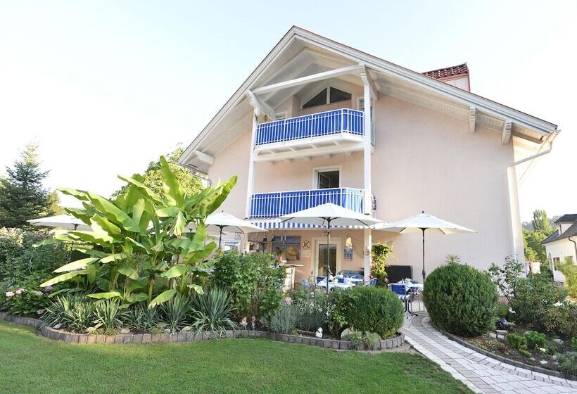 酒店 Happy Lake By Thomas Strugger