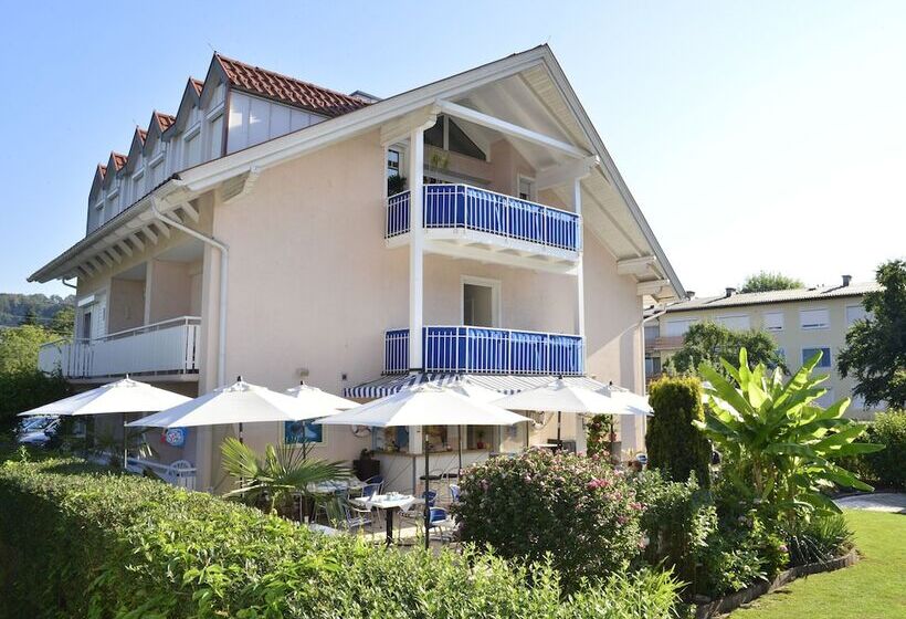 酒店 Happy Lake By Thomas Strugger