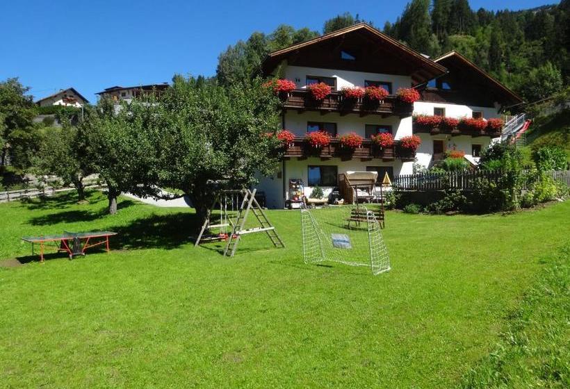 ホテル Haus Hackl