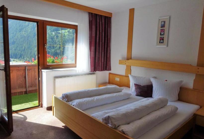 ホテル Haus Hackl