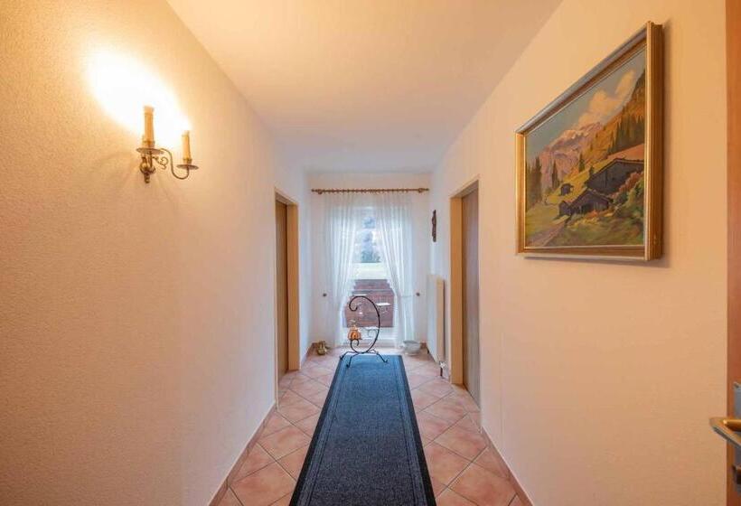 ホテル Haus Hubertus