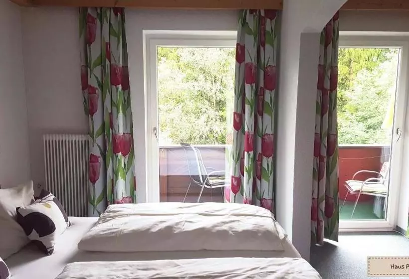 هتل Haus Priller