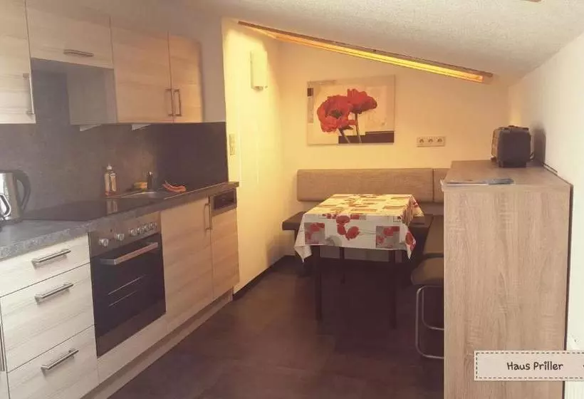 هتل Haus Priller
