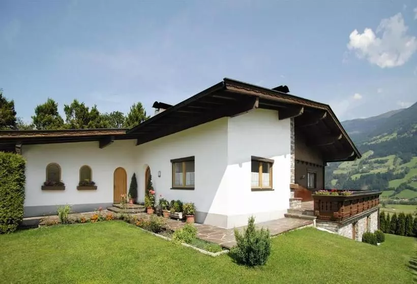 Hotelli Kosis Landhaus