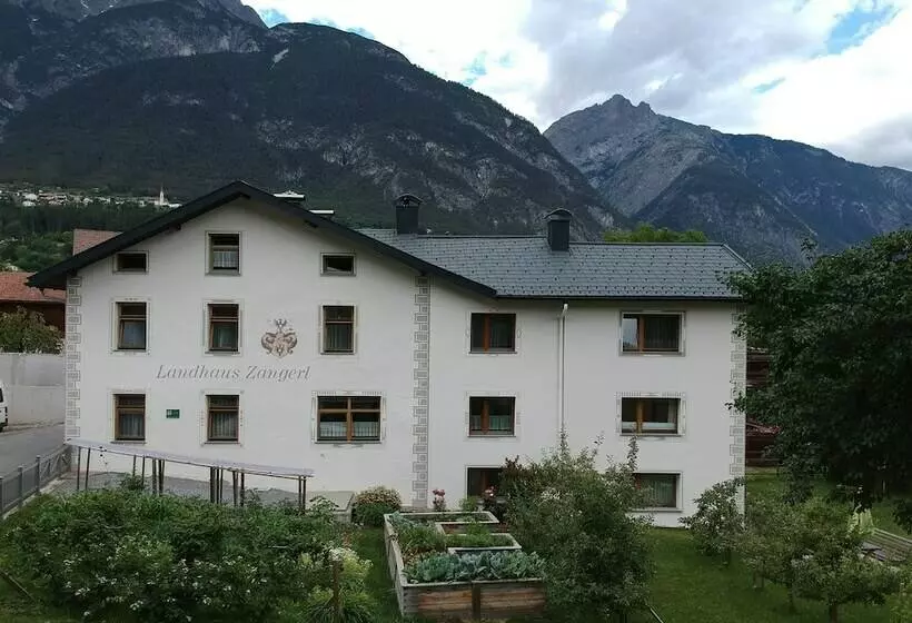 ホテル Landhaus Zangerl