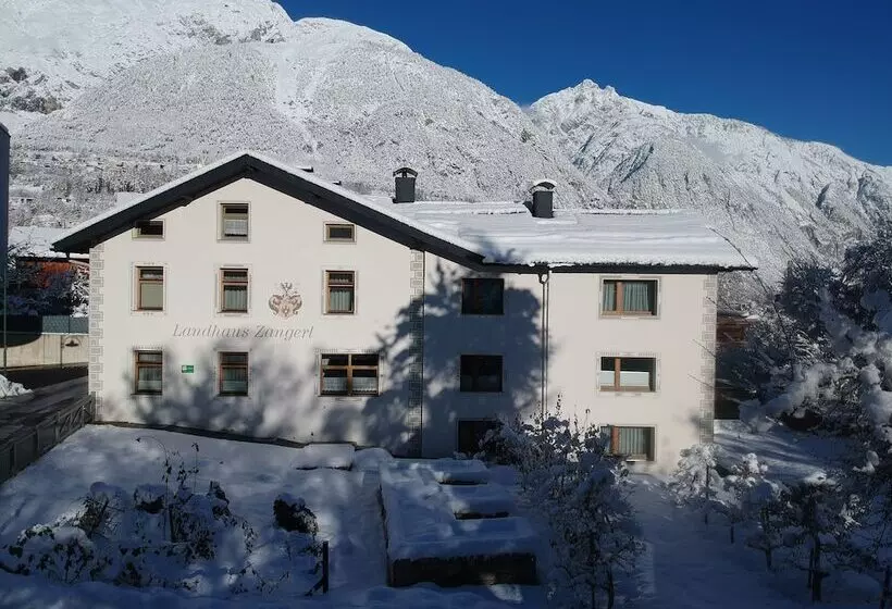 ホテル Landhaus Zangerl