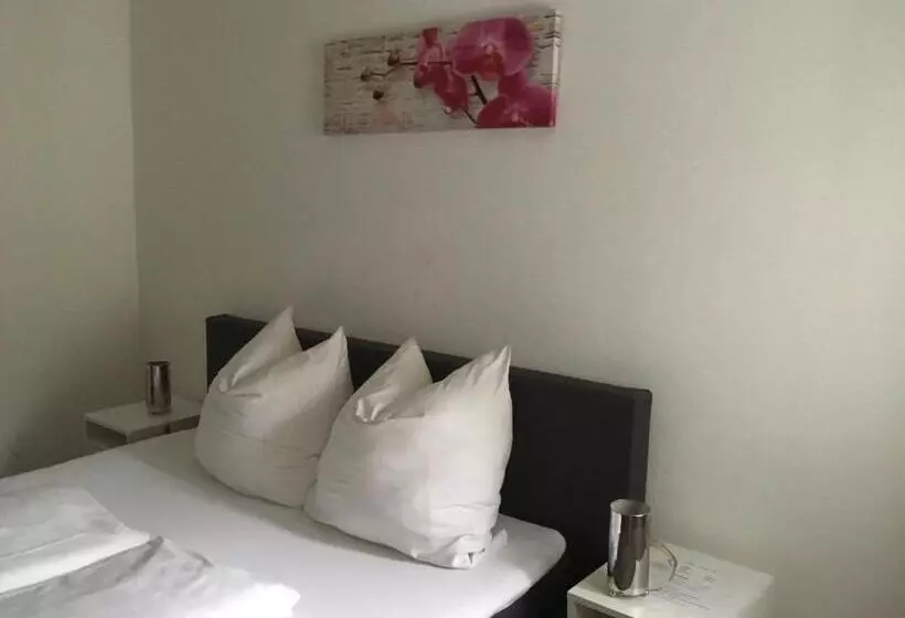 ホテル Pension Sunnseitn   Gasthof   Café   Weinkeller