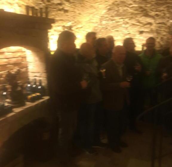 Otel Pension Sunnseitn Gasthof Café Weinkeller