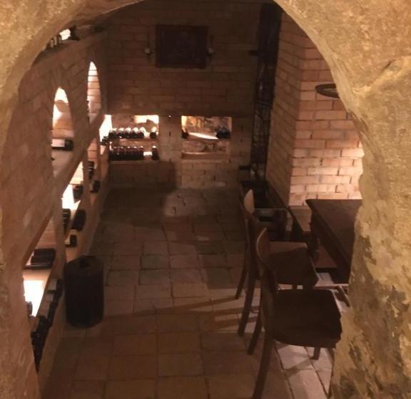 Otel Pension Sunnseitn Gasthof Café Weinkeller