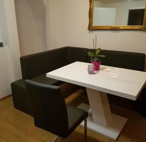 Otel Pension Sunnseitn Gasthof Café Weinkeller