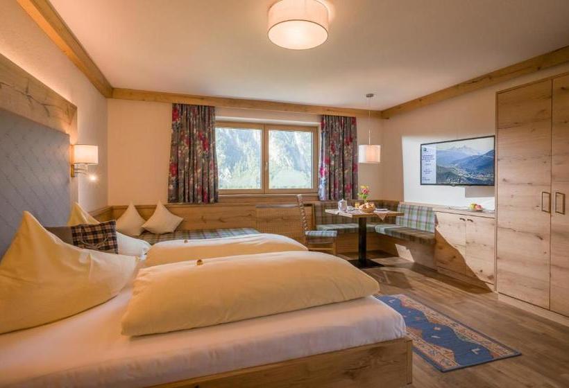 ホテル Rofan Appartements