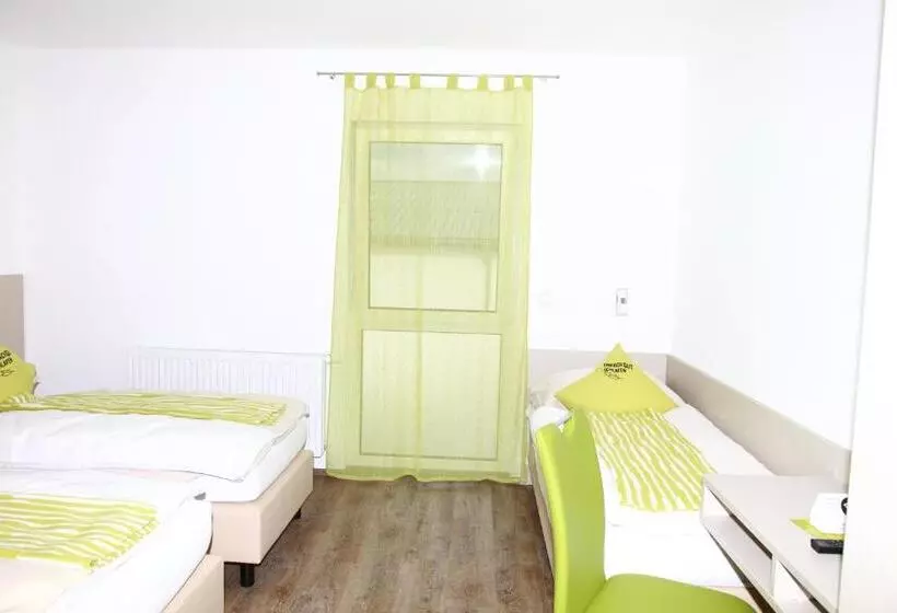 Smart Motel
