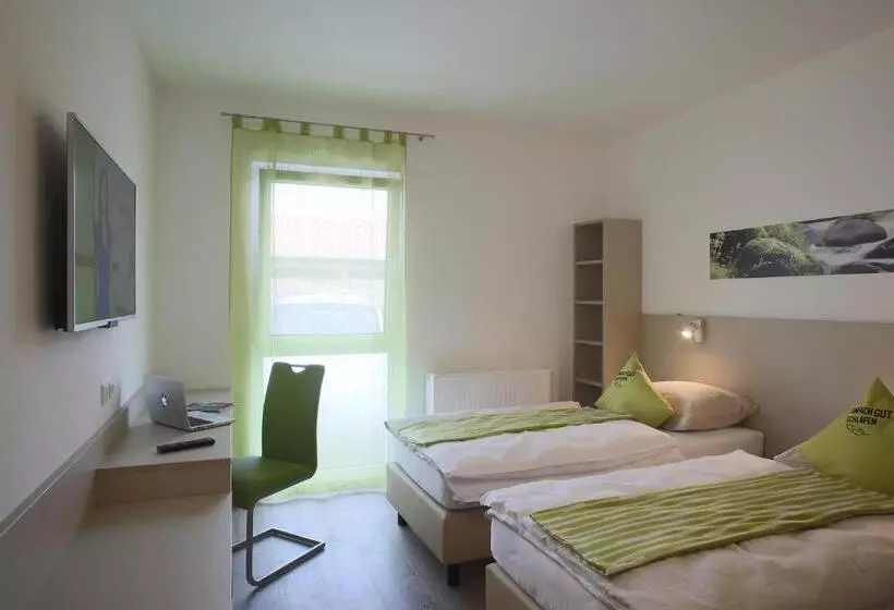 Smart Motel