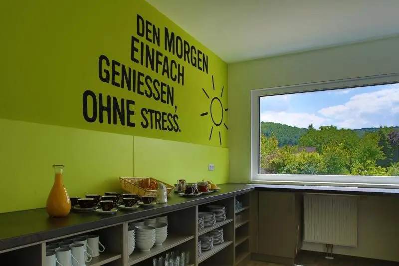 Smart Motel