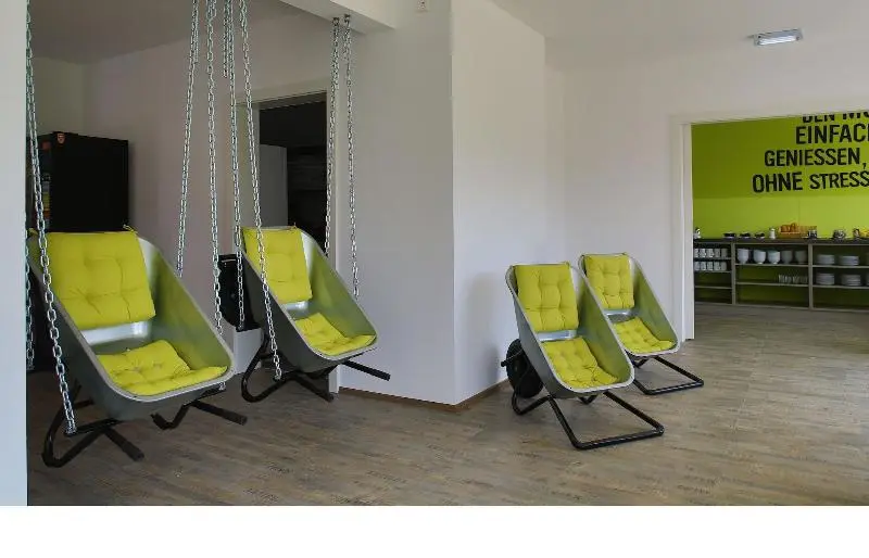 Smart Motel