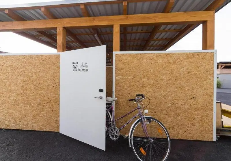 Smart Motel