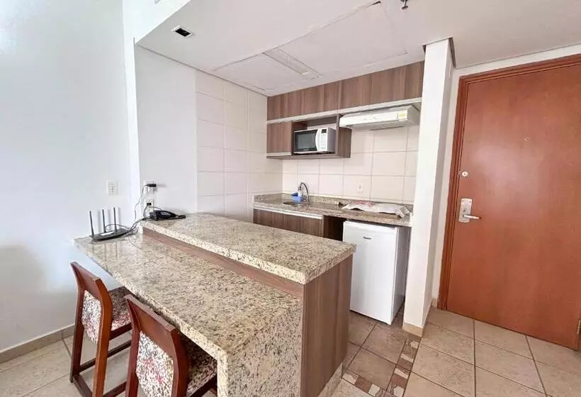 Apartamento No Mercure   Canal 3