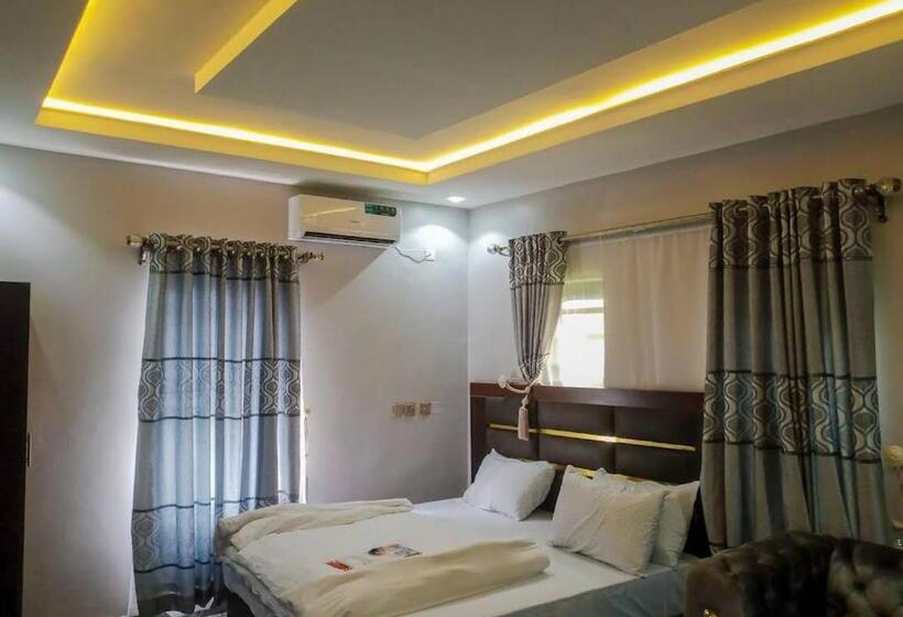 Barloc Hotel And Suites