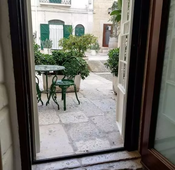 Aamiaismajoitus (B&B) Charmeroom Dimora D Incanto